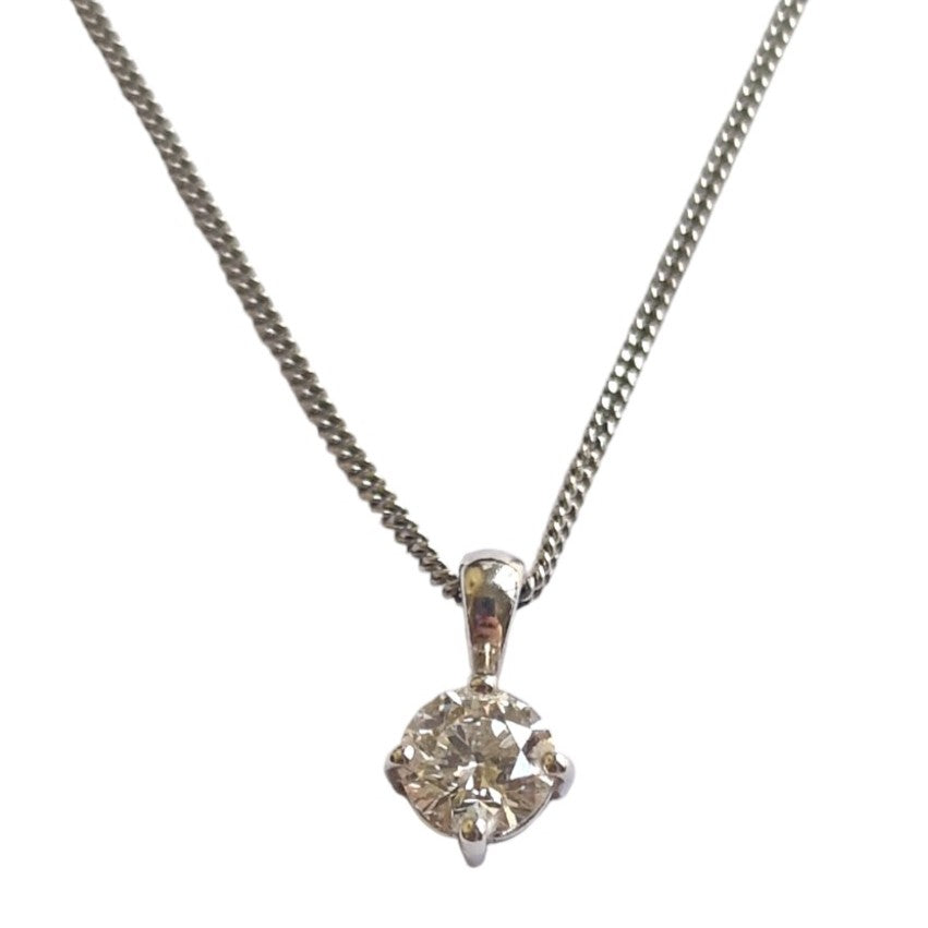 18ct White Gold Diamond Pendant