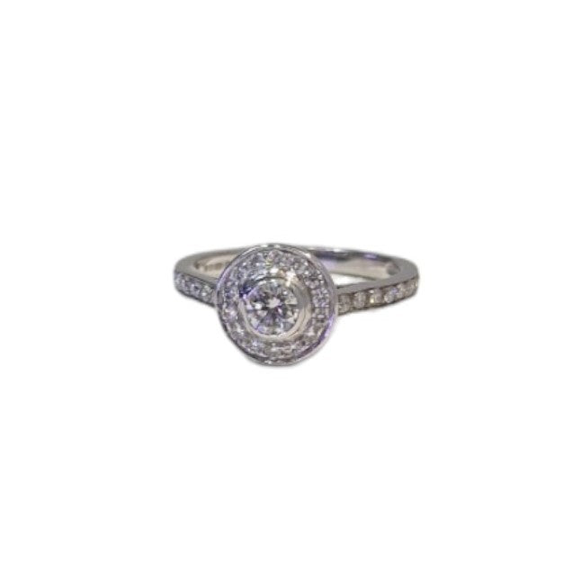 18ct White Gold Halo Diamond Ring