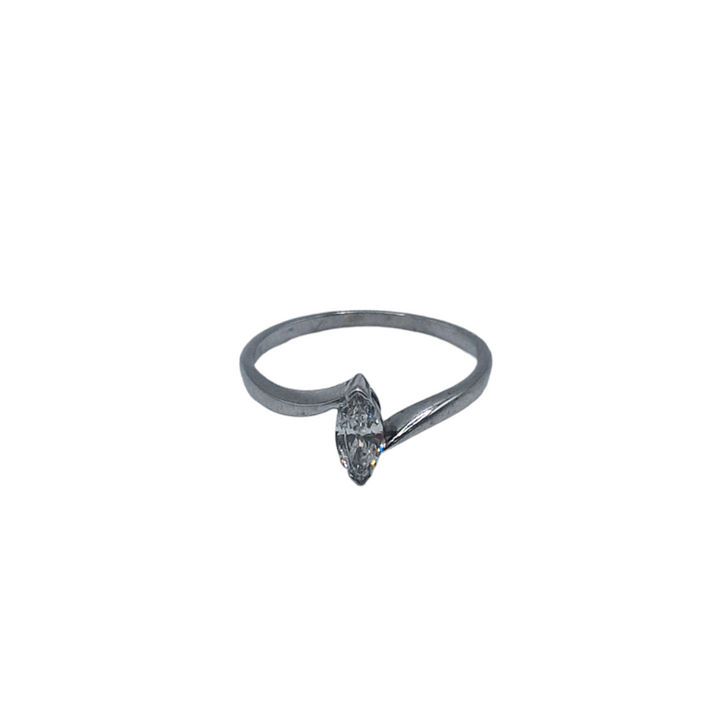 18ct White Gold Diamond Ring