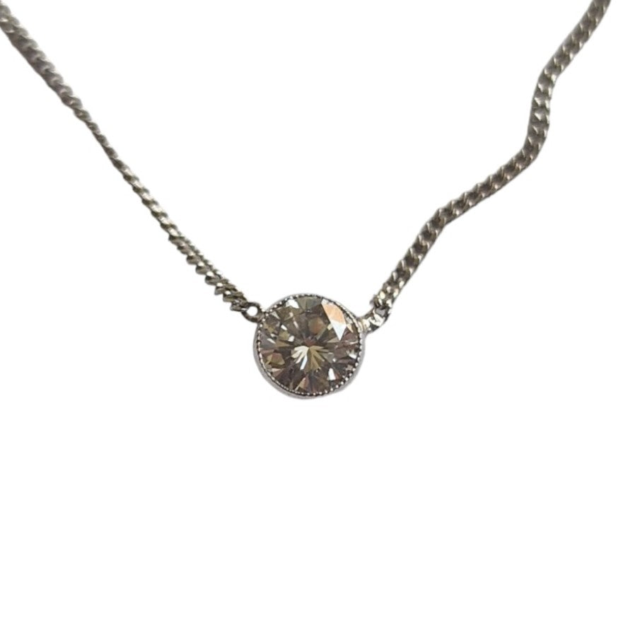 18ct White Gold Diamond Pendant