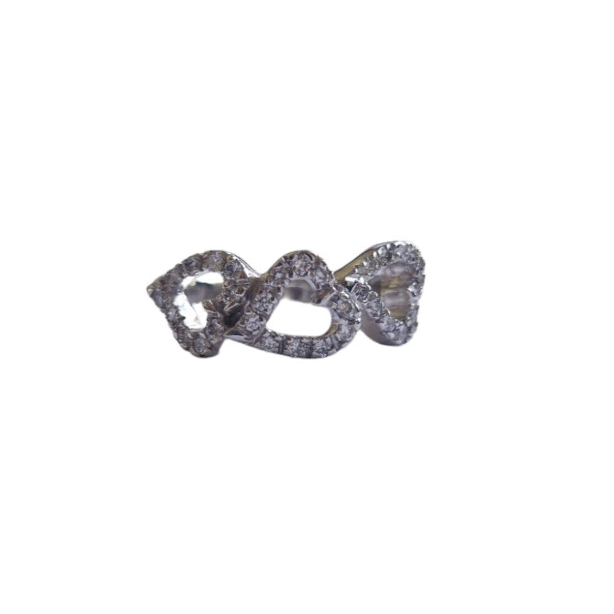 18ct White Gold Diamond Heart Ring