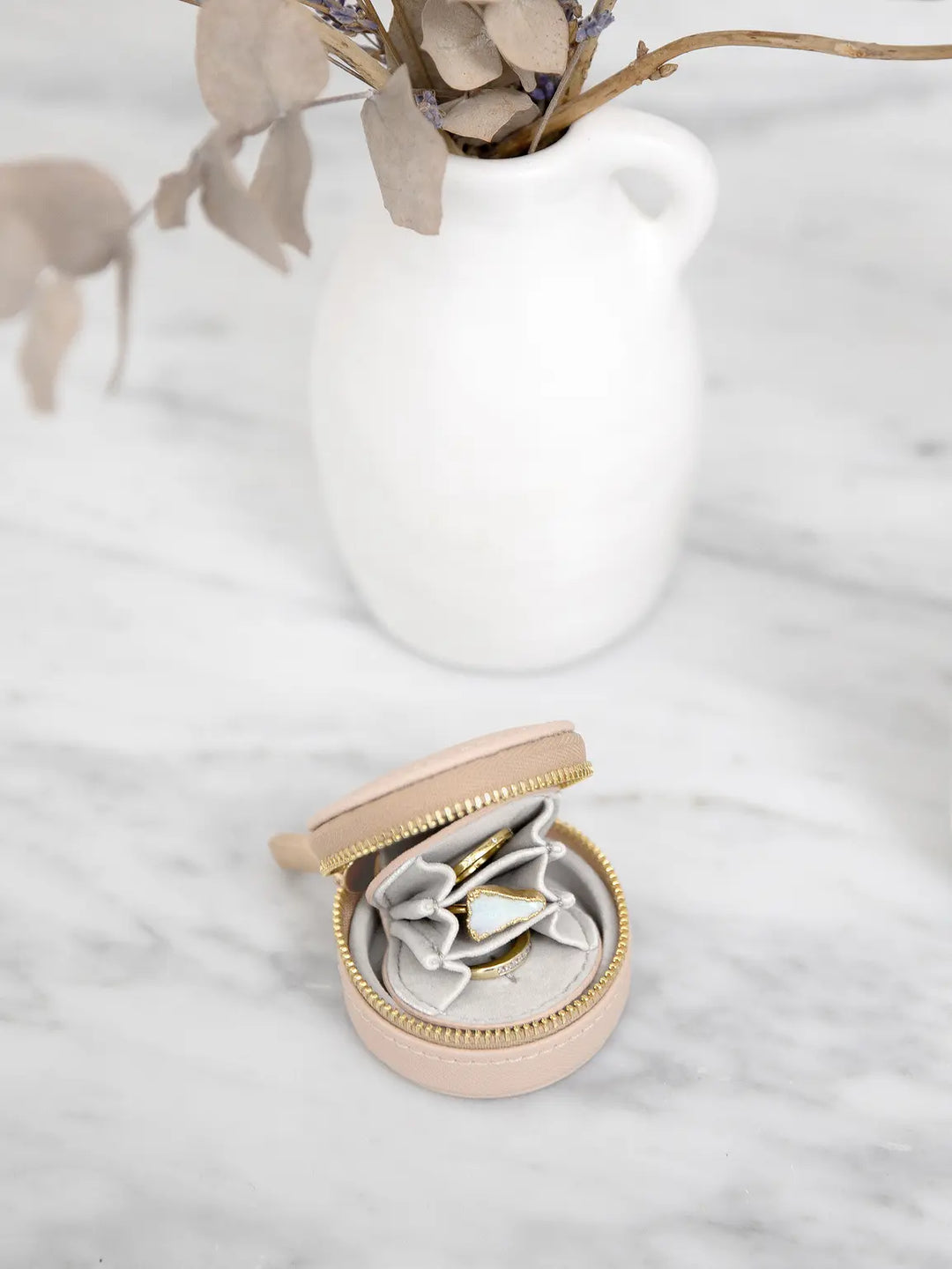 Stackers Blush Pink Oyster Travel Jewellery Box