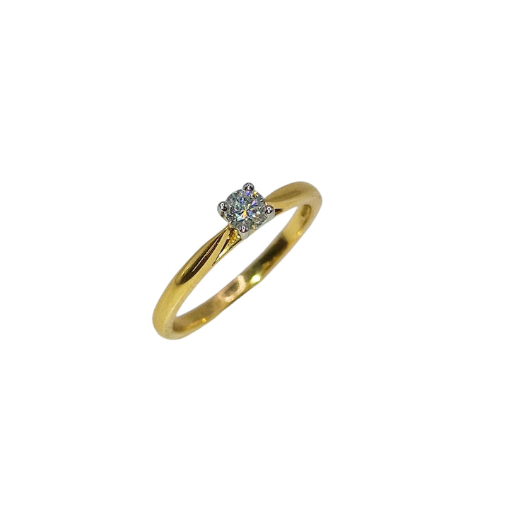 18ct Yellow Gold Diamond Solitaire Ring