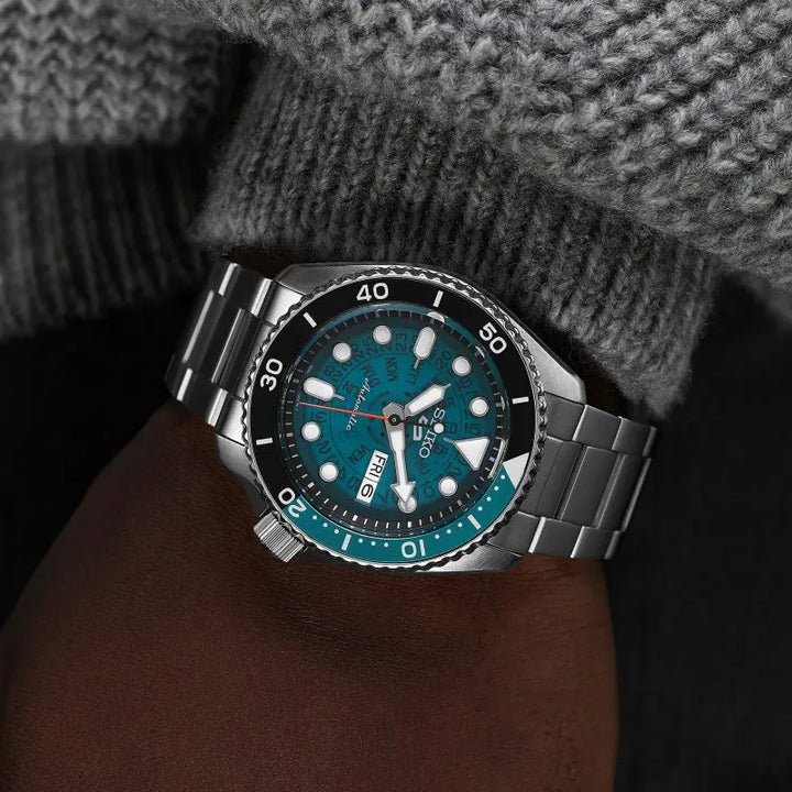 Seiko 5 Sports SKX ‘Skeleton Style’