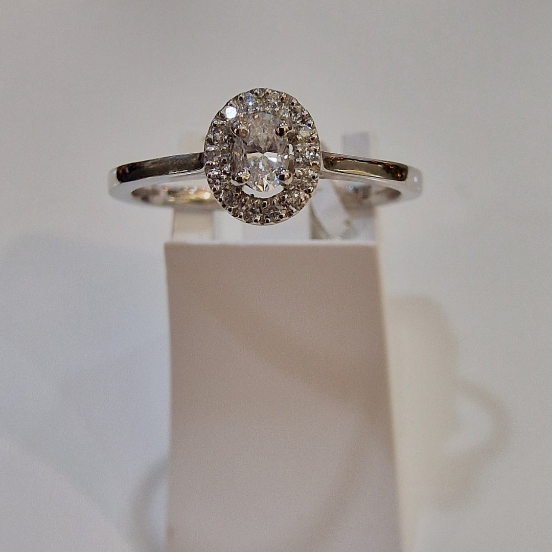 Platinum Halo Diamond Ring