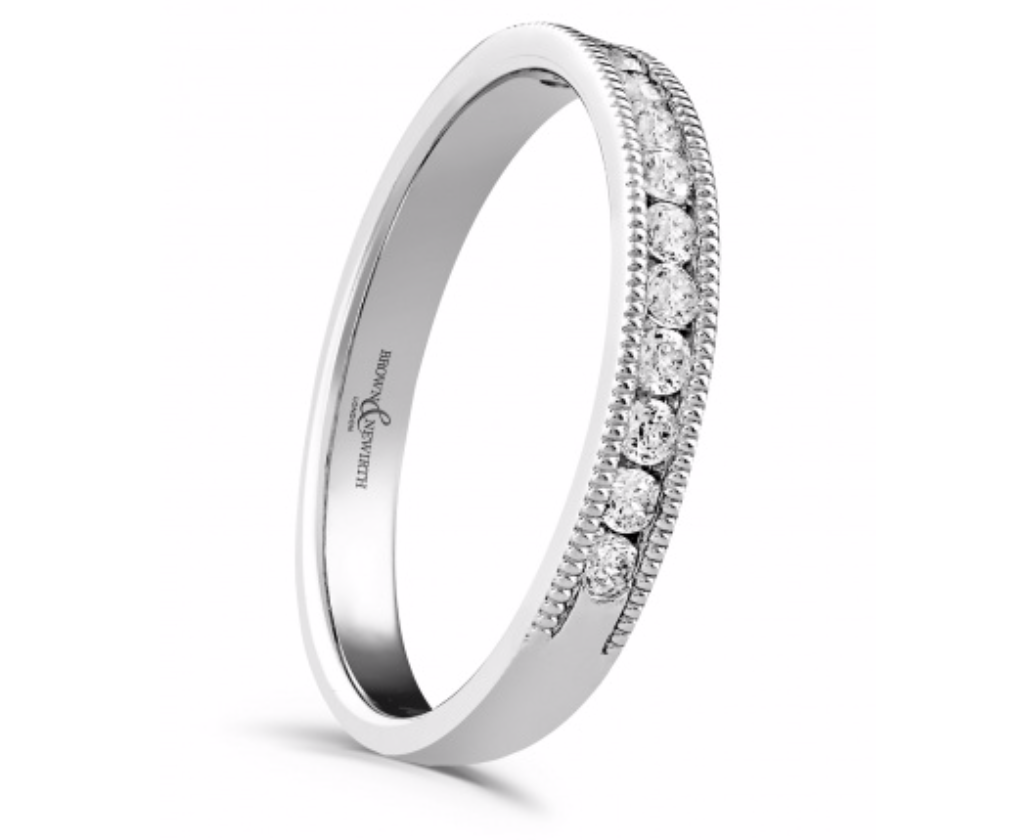 18ct White Gold Diamond set Ring
