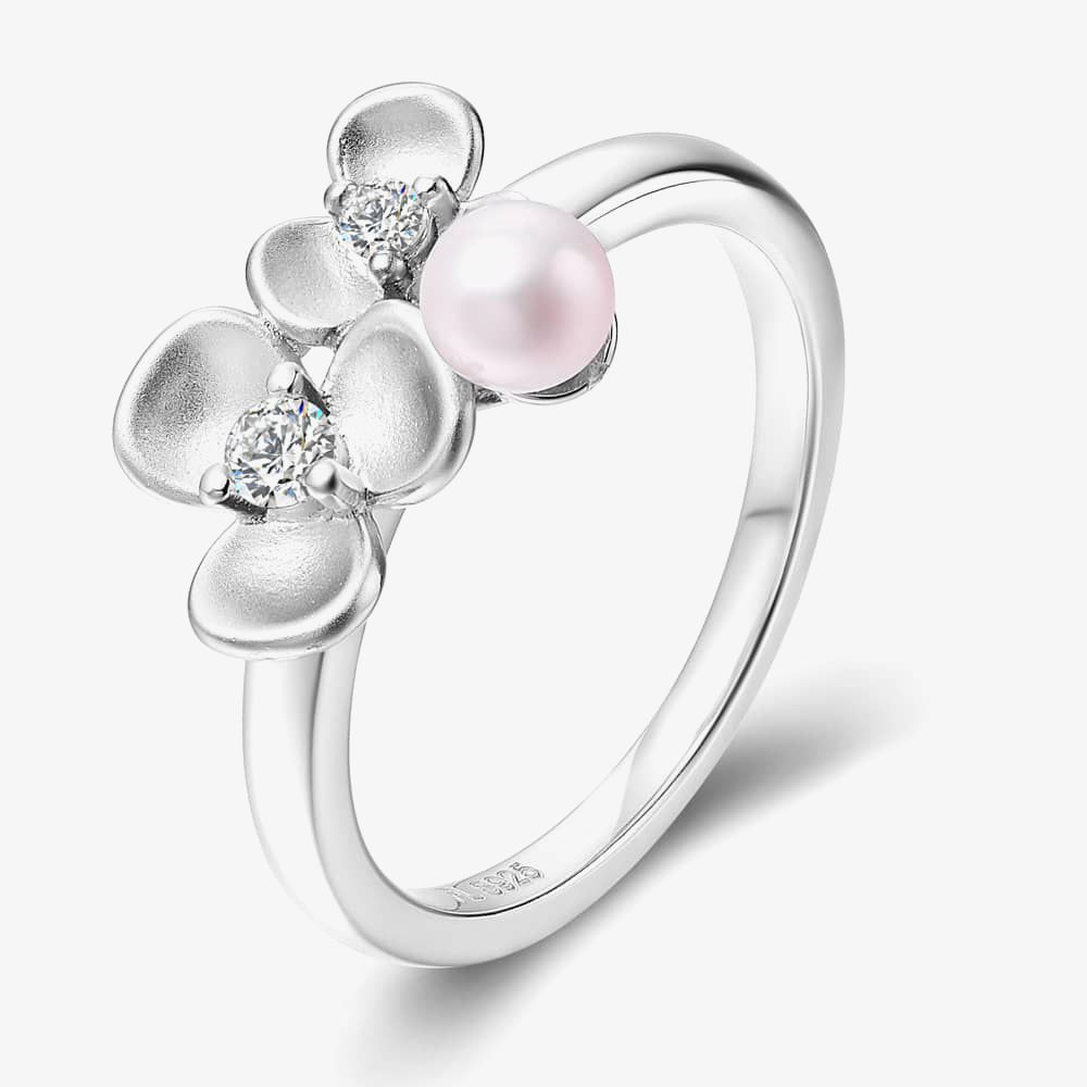 Fei Liu Clover Ring